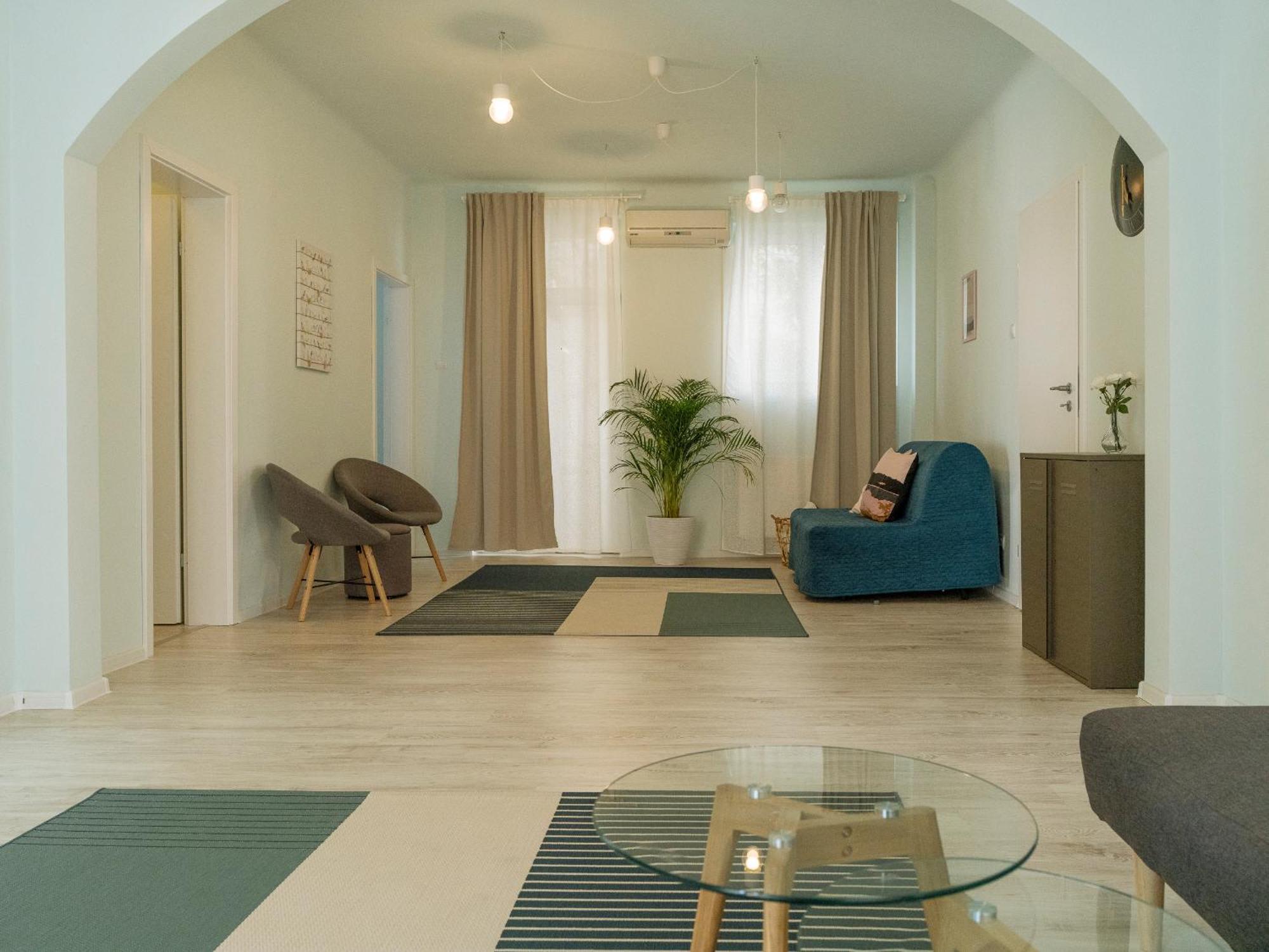 公寓 Spacious & Quiet - Center - 2br 布加勒斯特